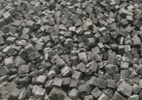 Sản phẩm thay thế khoáng sản Coke dạng khối thấp S Kích thước 120x120x 120mm