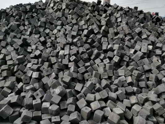Sản phẩm thay thế khoáng sản Big Block Cubic Foundry Coke Tro 12,5%