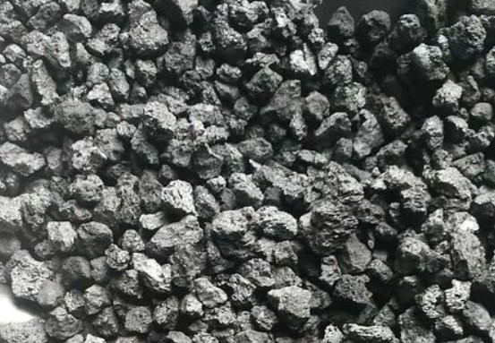 Grains Shaped Pitch Coke Fuel Minerals Material 1300~1400C Nhiệt độ làm việc