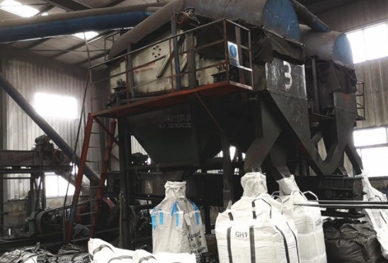Than cốc carbon cao, than cốc dầu mỏ bị trì hoãn màu xanh lá cây làm phụ gia phụ trợ